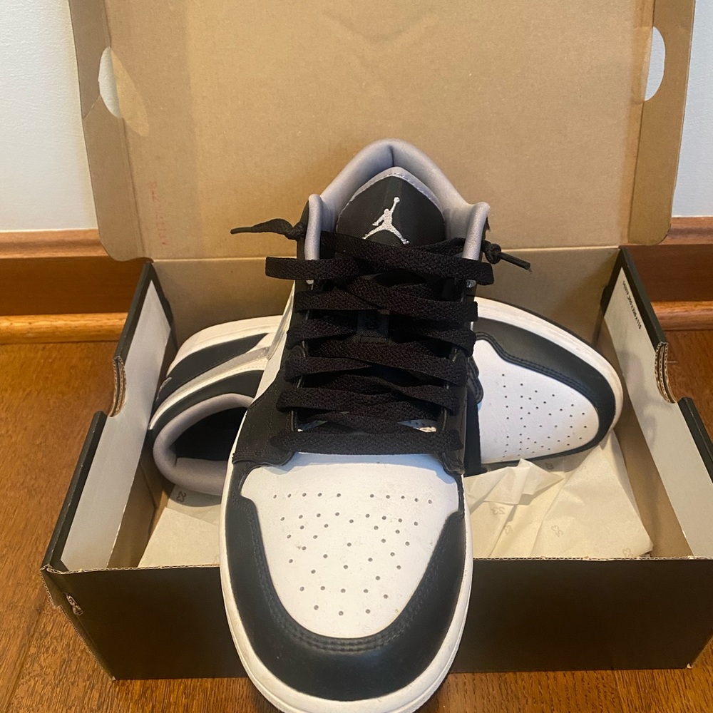 Air Jordan 1 Low